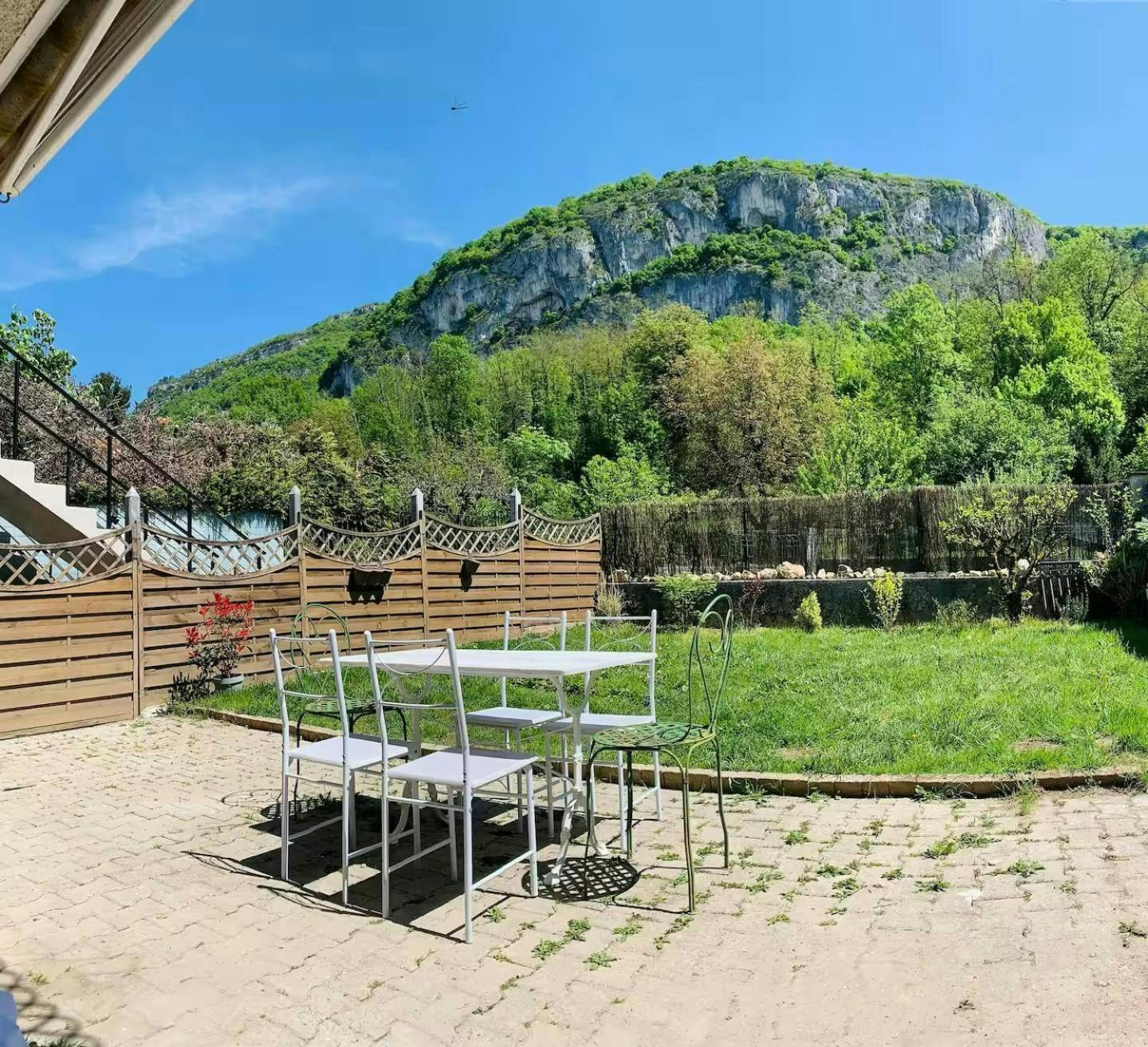 Le Coccoon Ain Apartment *
